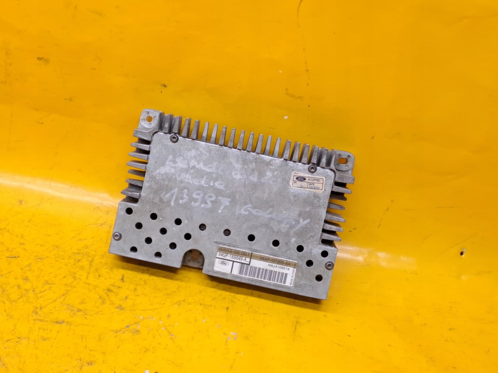 фото №1, Підсилювач радіо аудіо galaxy i sharan i 95-00r 94gp18b849a