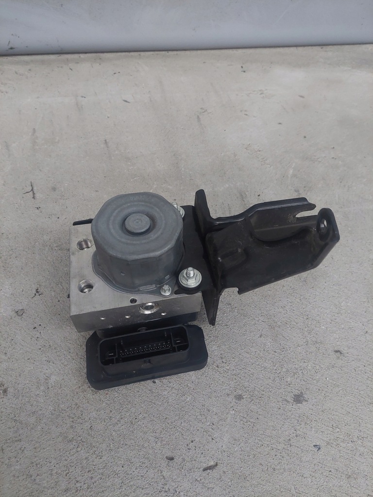 фото №1, Micra k14 16- насос abs 476605fp0a