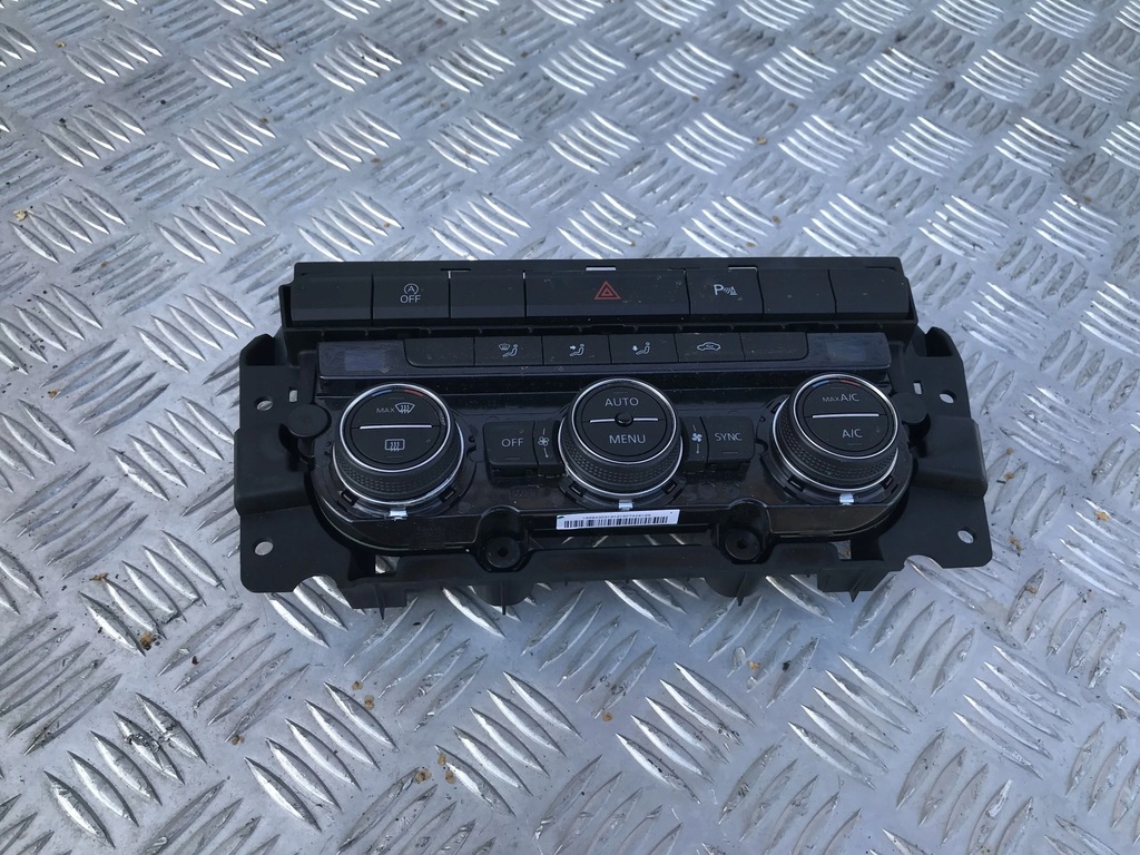 фото №1, Панель обдув кондиционера t-roc 17- 5g0907044fp