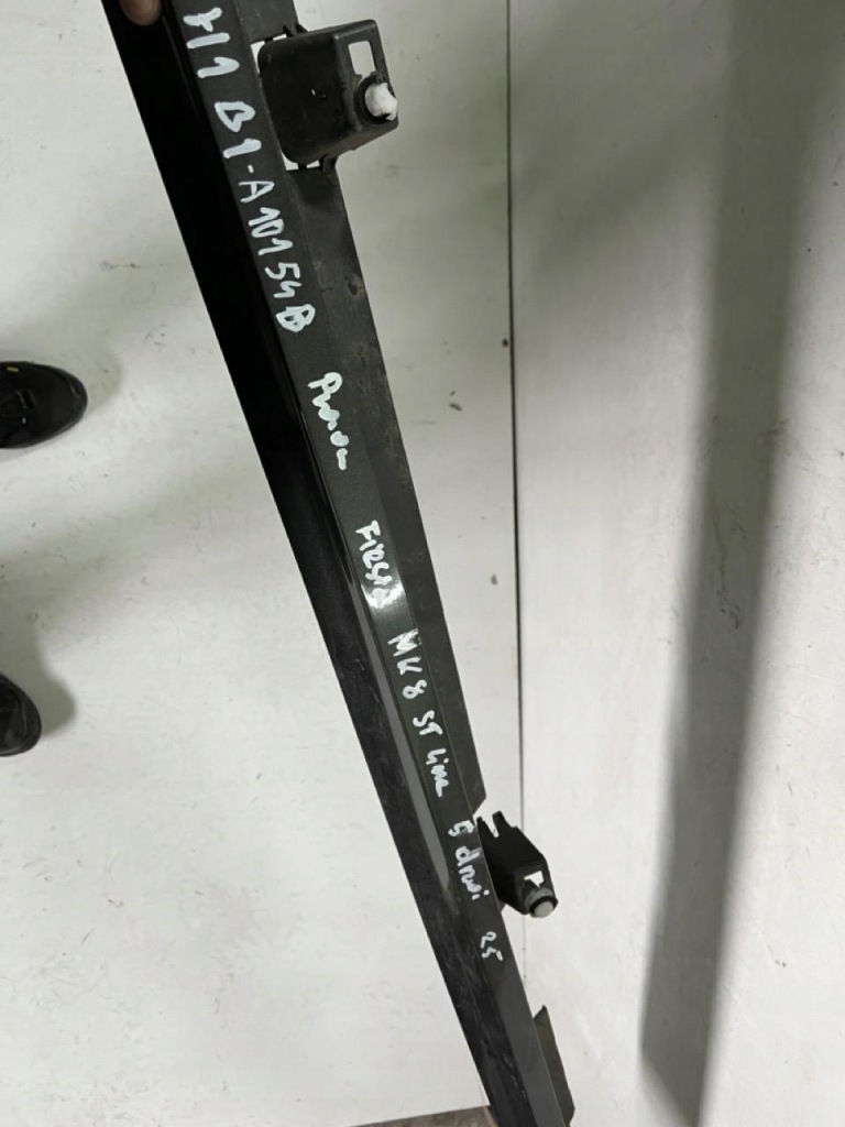 фото №9, Молдинг порог правая ford fiesta mk viii 8 st line