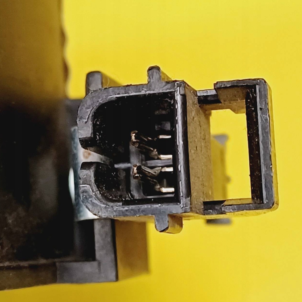 Динамік лівий задній mercedes-benz ml w163 a1638200502 nr216 Недорого