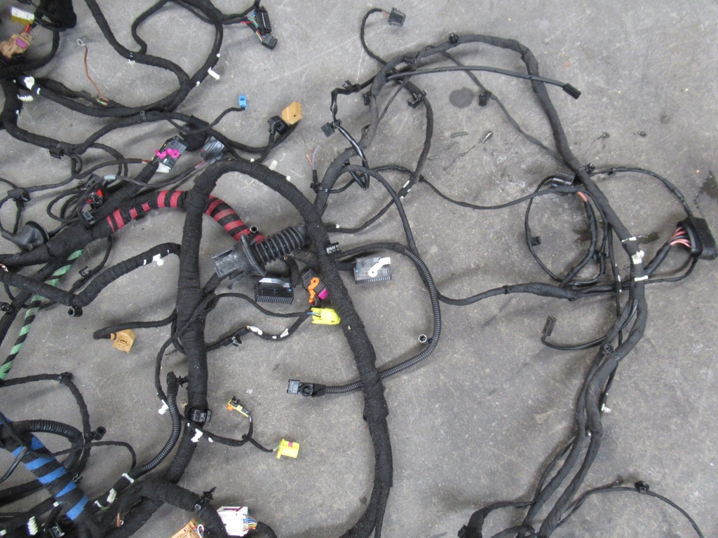 фото №12, Audi r8 5.2 cabrio 420 джгут електропроводка салону