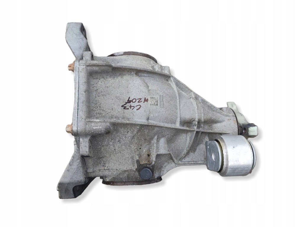 Купити Mercedes w213 e43 amg задній диференціал 2133507909