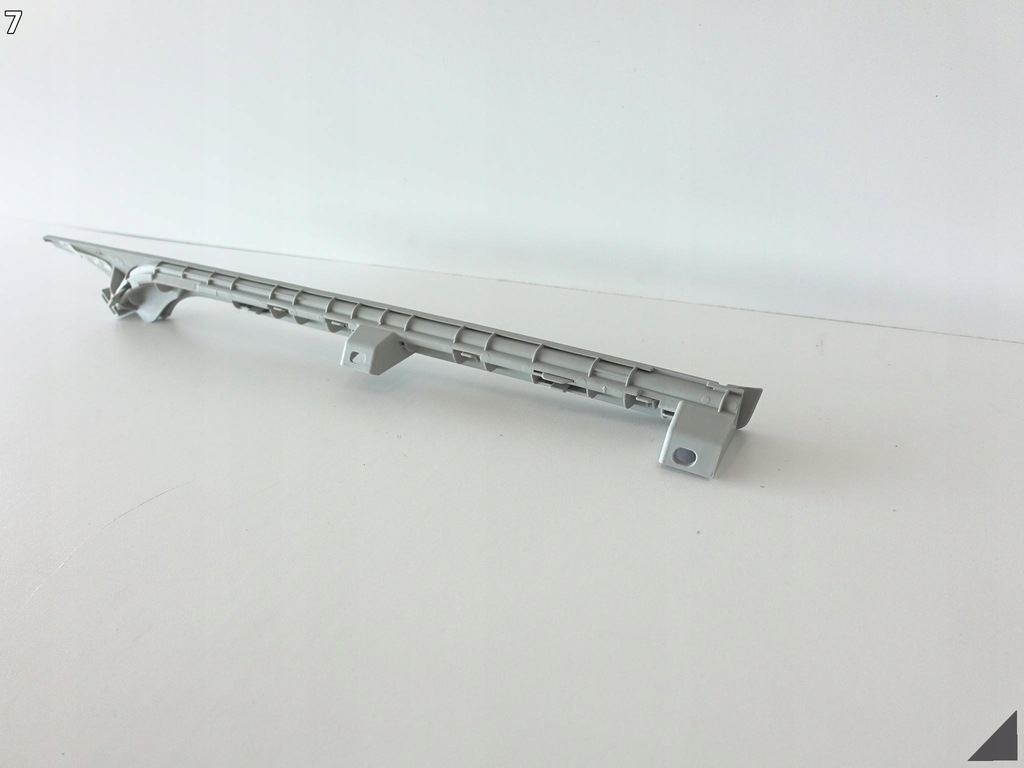 фото №8, Audi a8 s8 4h0 4h4 d4 lift 09-17 напрямна шторка права задня седан long