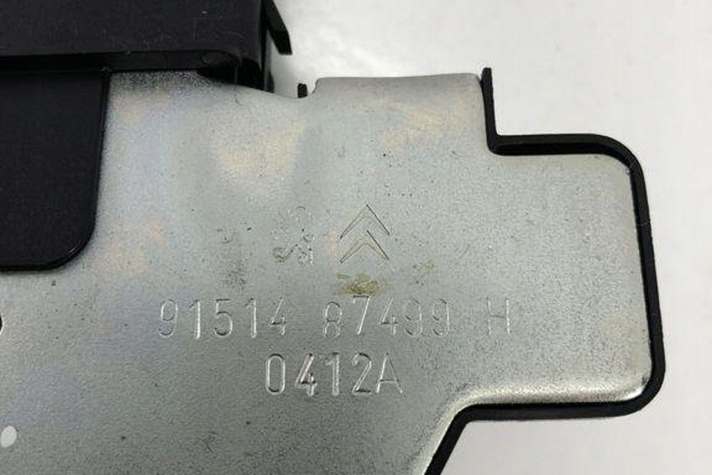 фото №8, Замок крышки багажника citroën ds5 9151487499 2.0l дизель 120kw 2012