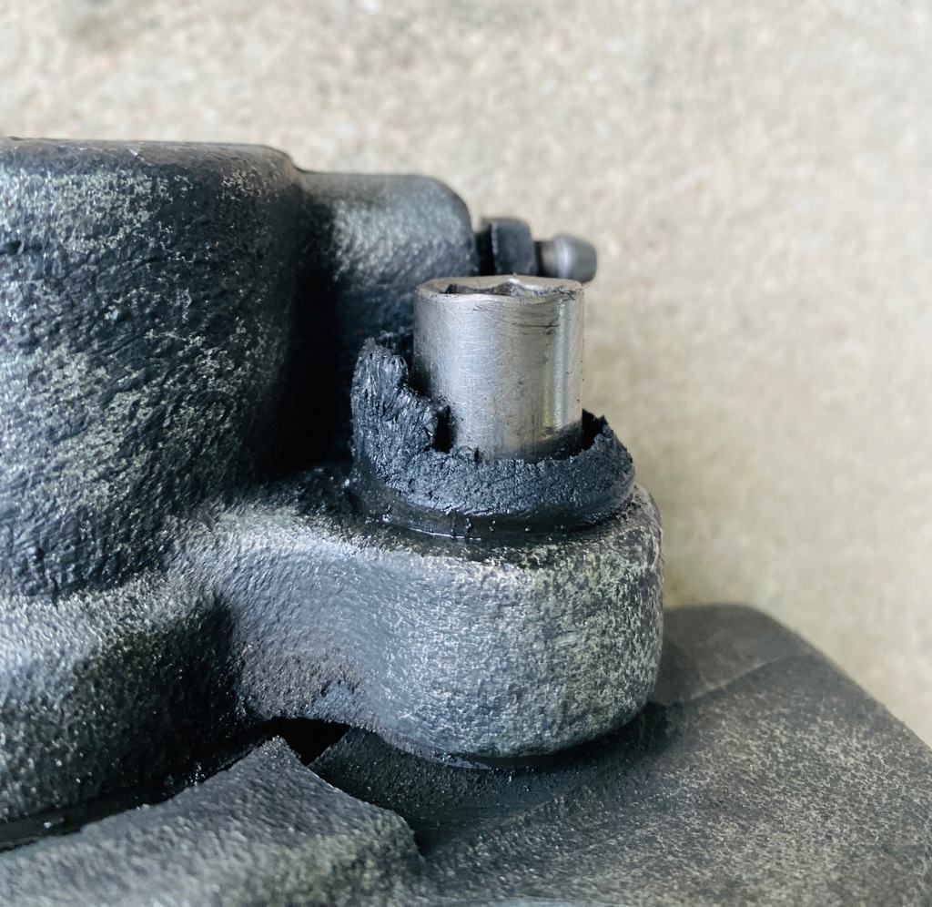 фото №7, Maserati levante супорт гальмівний передній 4865 l