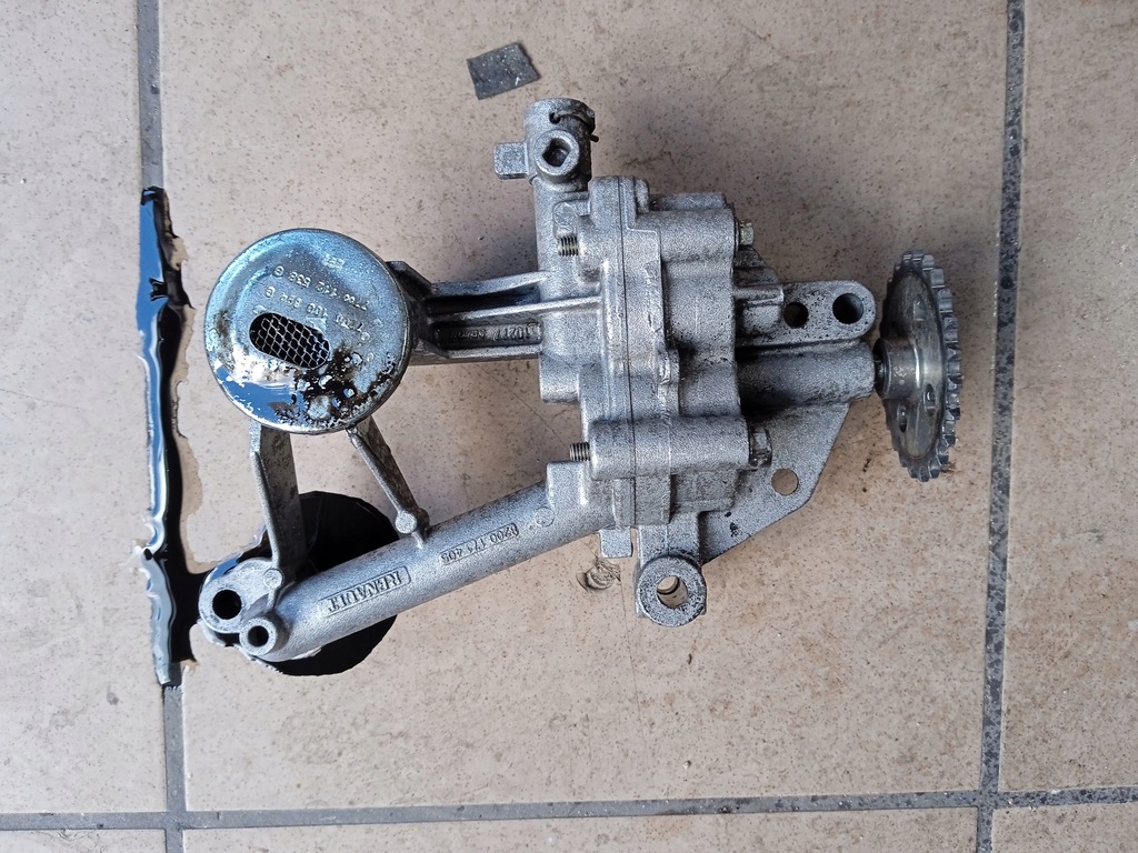 фото №1, Насос масла master 2,5 dci 01-10