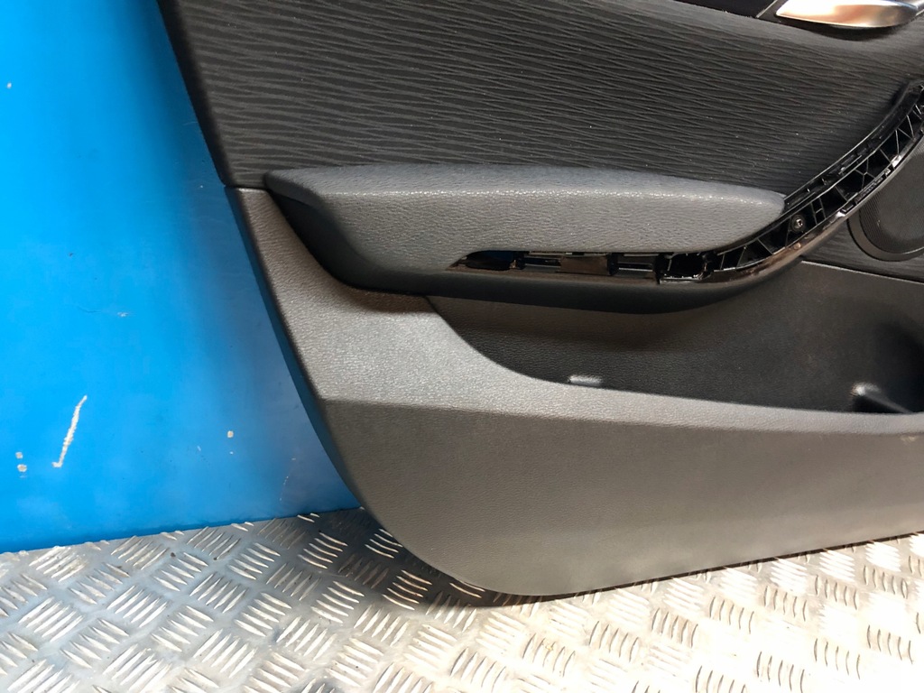 фото №10, Bmw x1 e84 обшивка оббивка двері лівий перед ліва