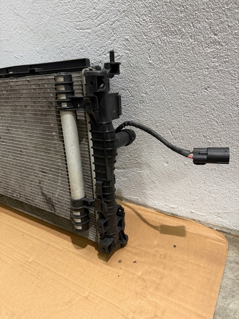 Комплект радиатор peugeot expert jumpy proace iii 2.0 hdi автоматическая коробка передач Киев