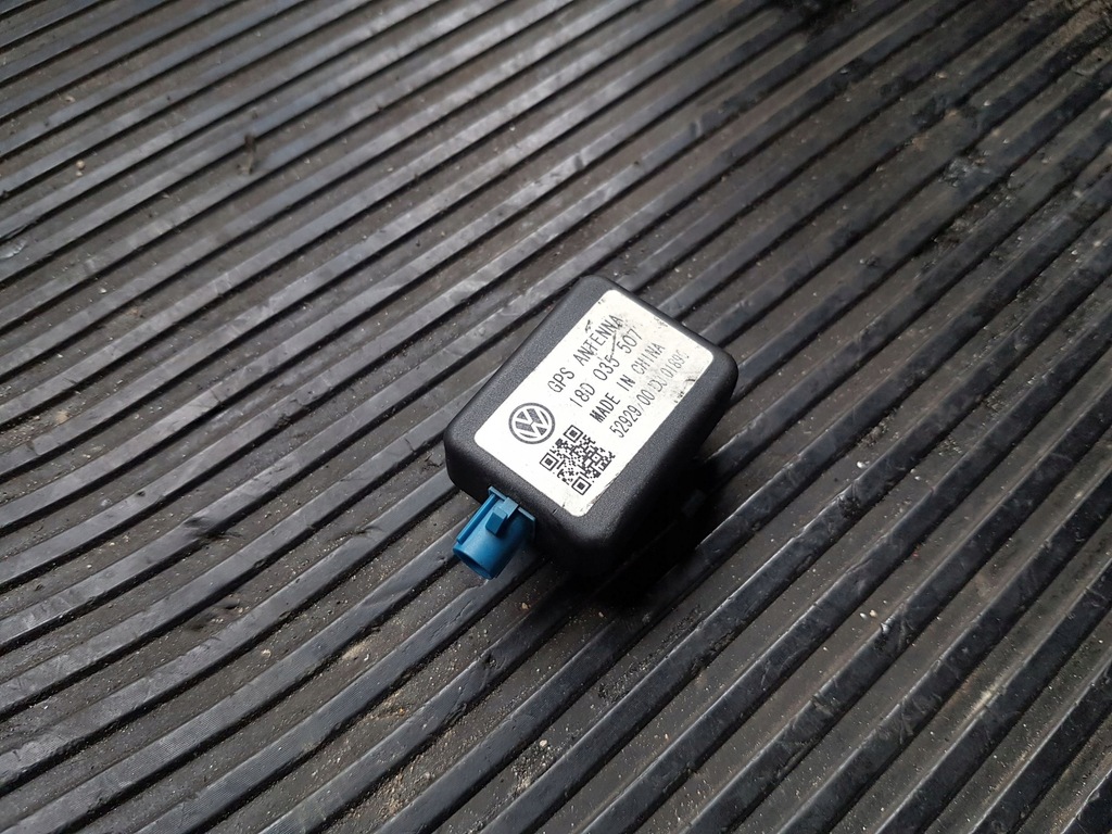 фото №1, Антенна gps 18d035507 skoda rapid seat toledo