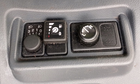 фото №1, Перемикачі кнопки nissan primera p12 hb