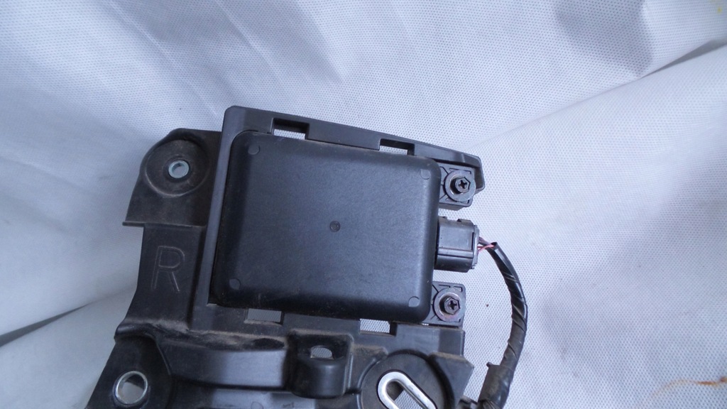 фото №10, Ассистент поперечина движения mazda 3 b61t-67z41 задняя lift 2018 правый