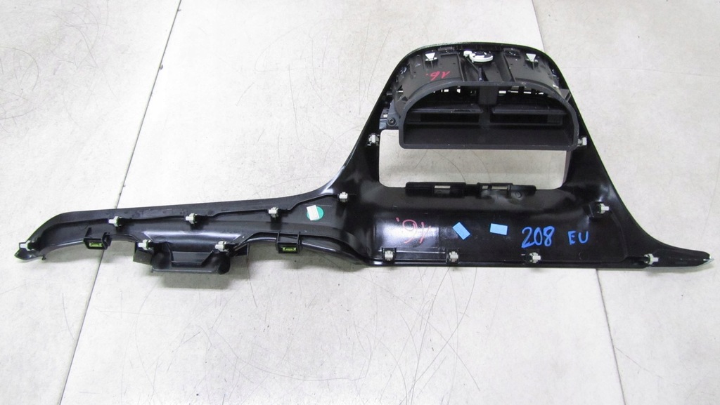 фото №5, Peugeot 208 рамка радио dekor панели eu 12-16