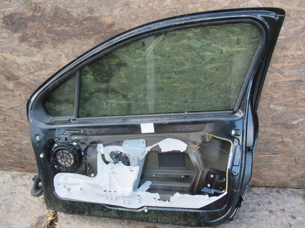 фото №6, Дверь перед правое peugeot 207 3d