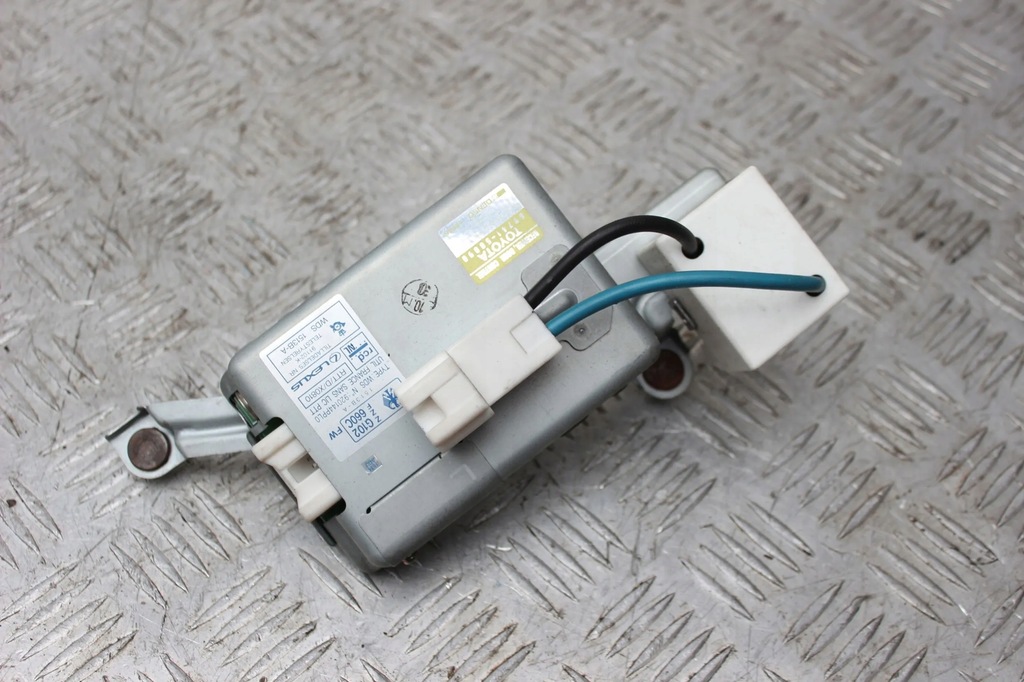 фото №1, Lexus ls 400 1993 блок управления модуль дверь