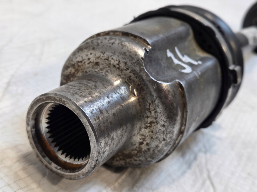 Правый  приводной вал opel mokka mokka x 1.4 turbo 94522003 abhj с Разборки