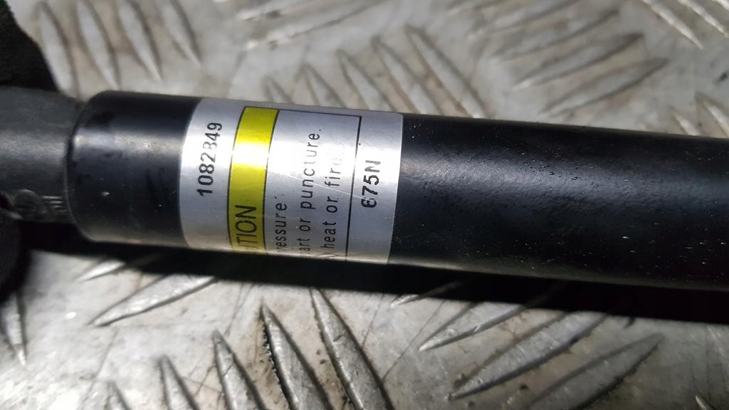 фото №13, Citroen c4 i picasso амортизаторы крышки крепления штифты