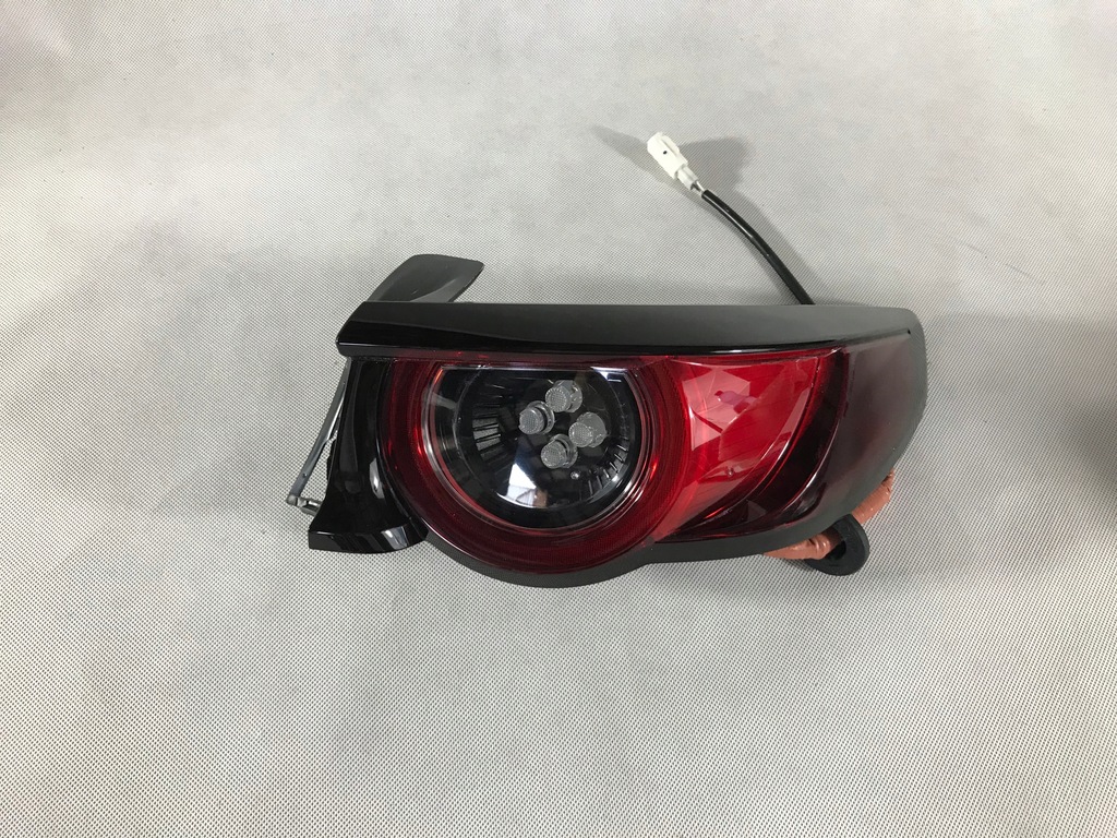 фото №1, Mazda 3 bp 19- хэтчбек лампа задняя правая led eu