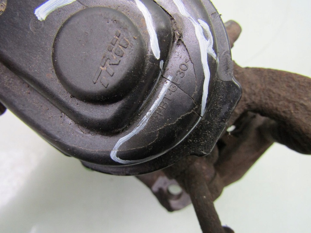 фото №9, Hr-v ii 1.5 18r суппорт правый задняя задний задний тормозной 32353351 проверить nr