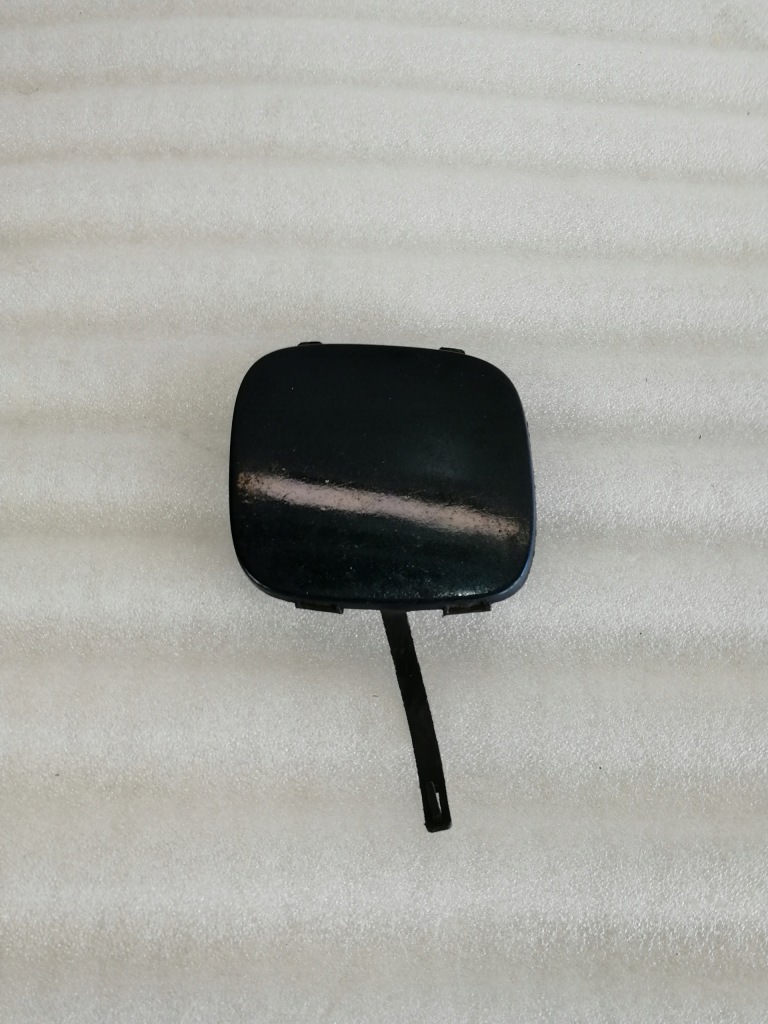 фото №1, Renault laguna i lift заглушка фаркоп бампера перед