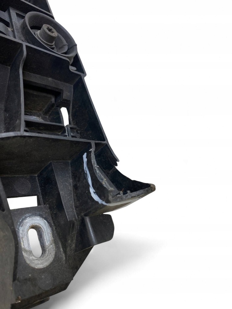 фото №9, Audi q8 кронштейн / кронштейн лампы передней