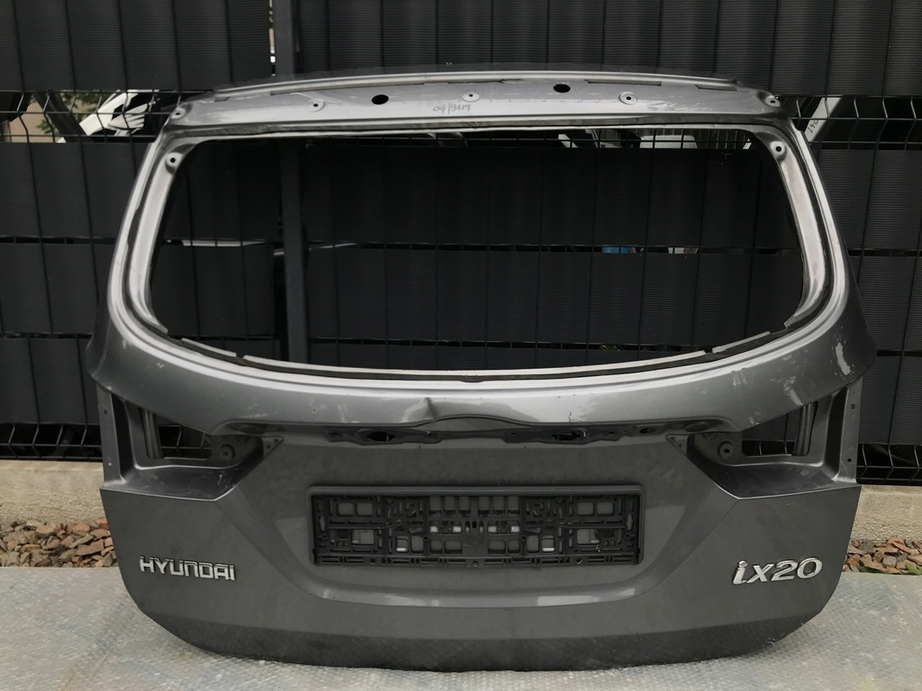 фото №1, Hyundai ix20 ix-20 крышка багажника крышка багажника задняя 11-