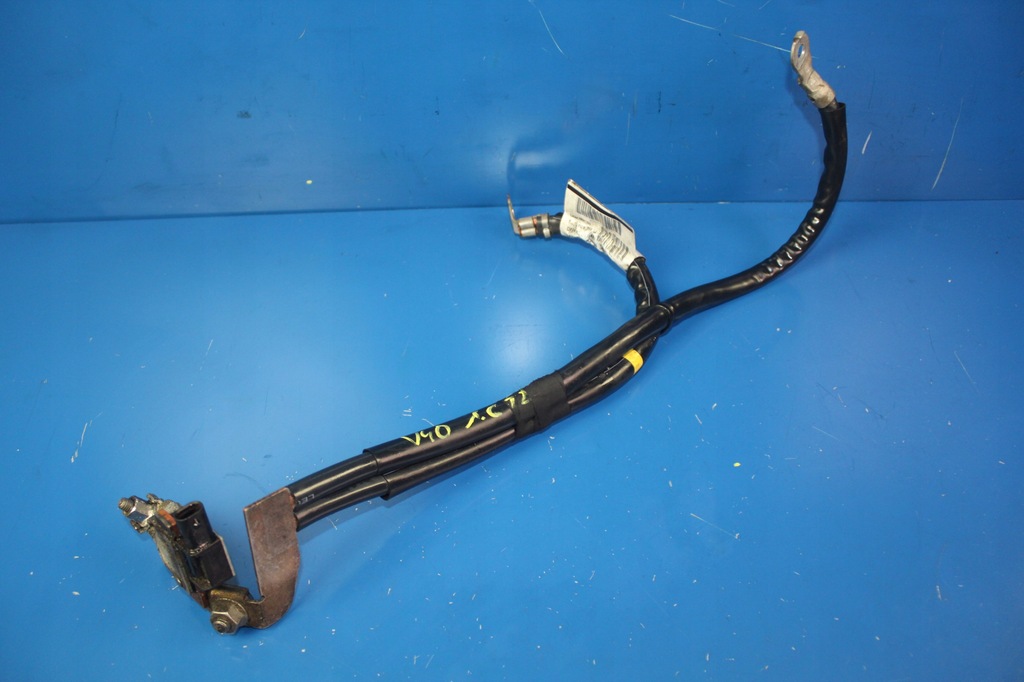 фото №1, Volvo v40 ii xc40 клемма минус предохранитель