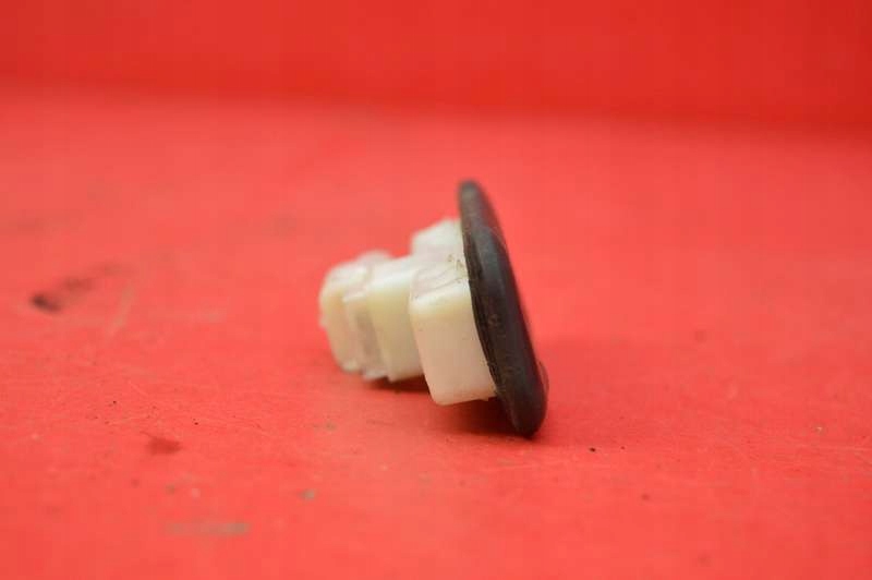 фото №4, Ручка кнопка кришки задня задній peugeot 308 1 i t7 5d hb 07-11