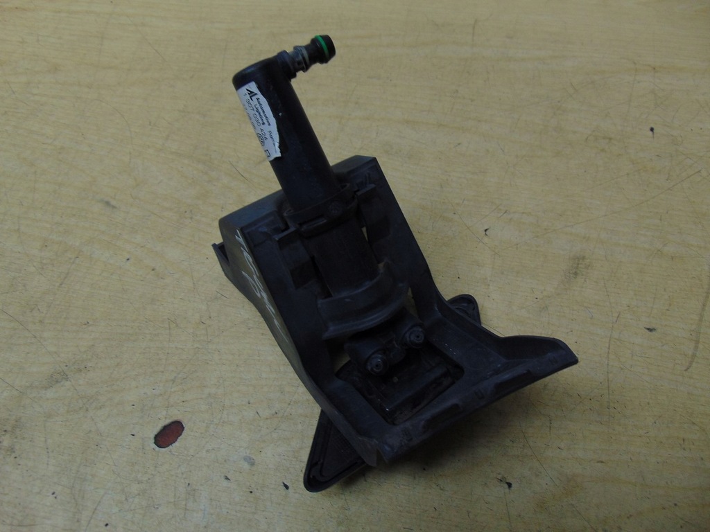 фото №6, Volkswagen оригінальний номер 5n0955978 омивач фара