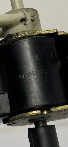 фото №6, Клапан электроклапан складывания сидений mercedes w124 coupe cabrio 0008001178