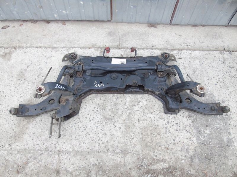 фото №1, Volvo v40 ii подрамник подрамник перед 2.0 d4