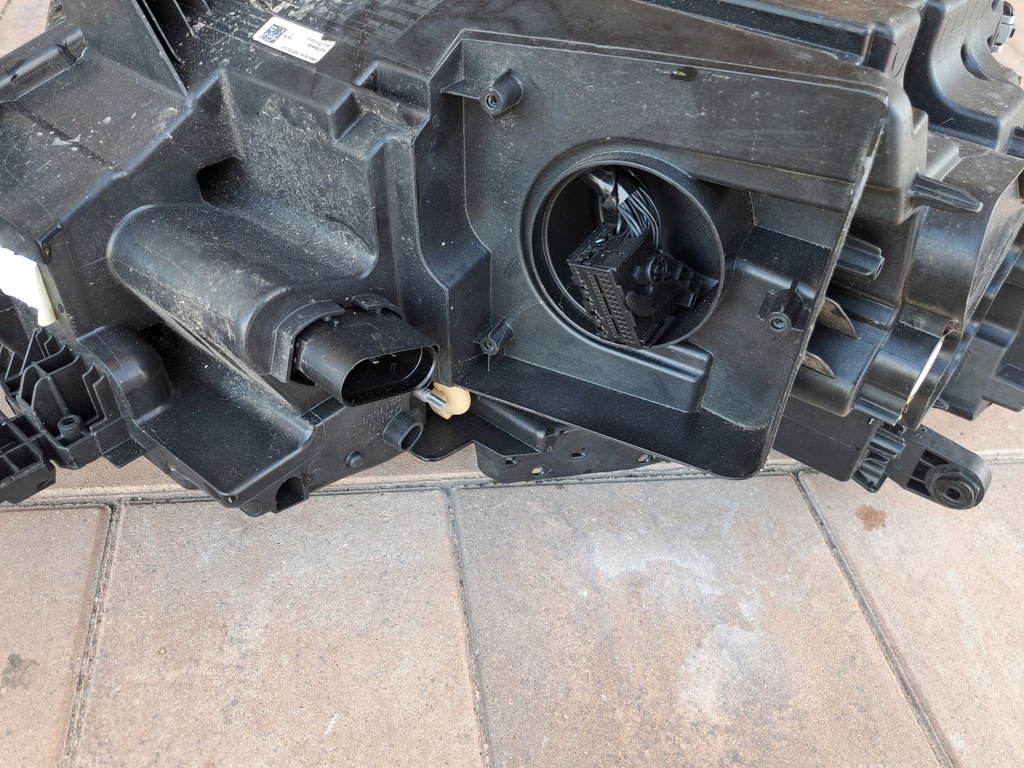 фото №6, Vw id.4 лампа левый перед 11b941035h