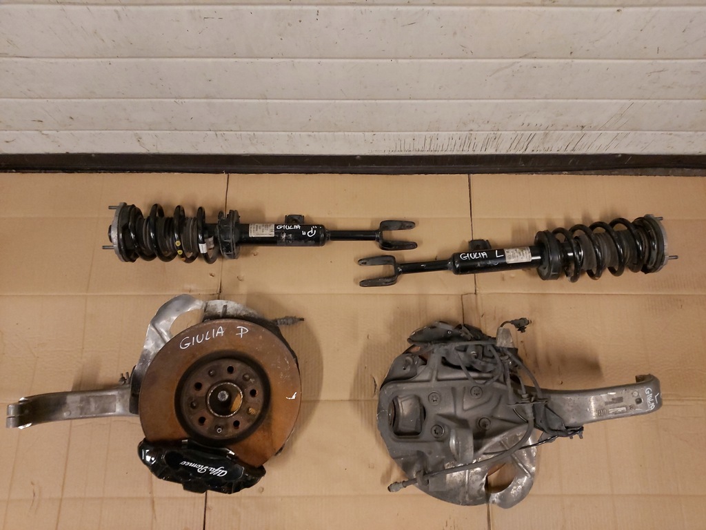 фото №1, Alfa romeo giulia mcperson амортизатор лівий правий