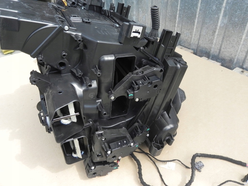 фото №7, Audi a6 c8 a7 отопитель europa 8w1820005be