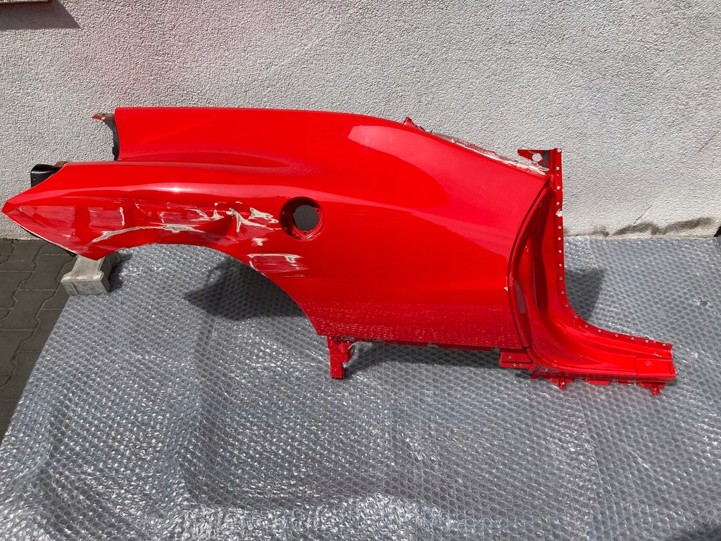 фото №1, Крила правий задній ferrari