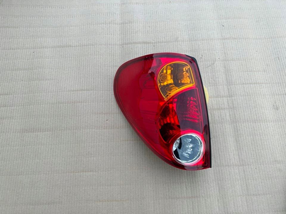 фото №1, Mitsubishi l200 06- лампа левая задняя задняя