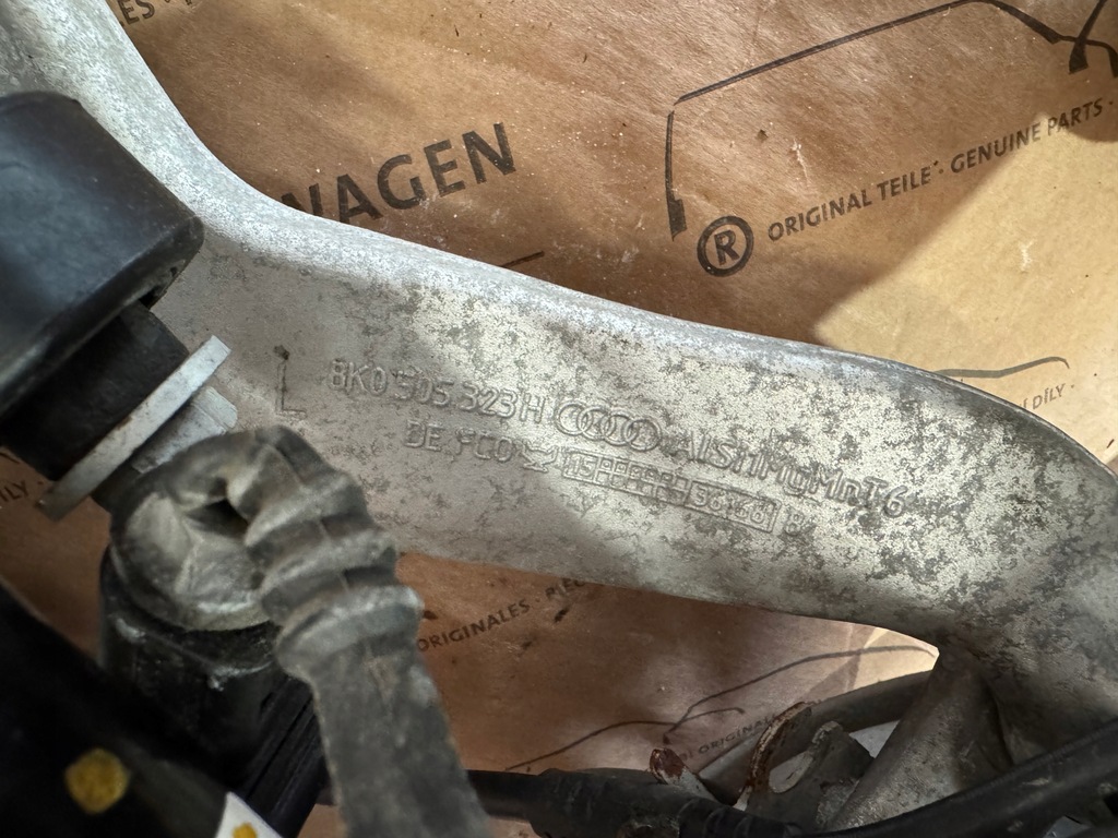 фото №9, Audi a6 a7 c7 4g поворотний кулак ступиця важелі привідний вал лівий задня orgina 8k0505431ar