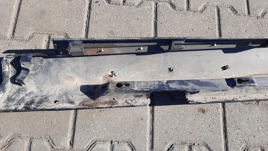 фото №12, Молдинг поріг права volvo s60 ii v60 31333005