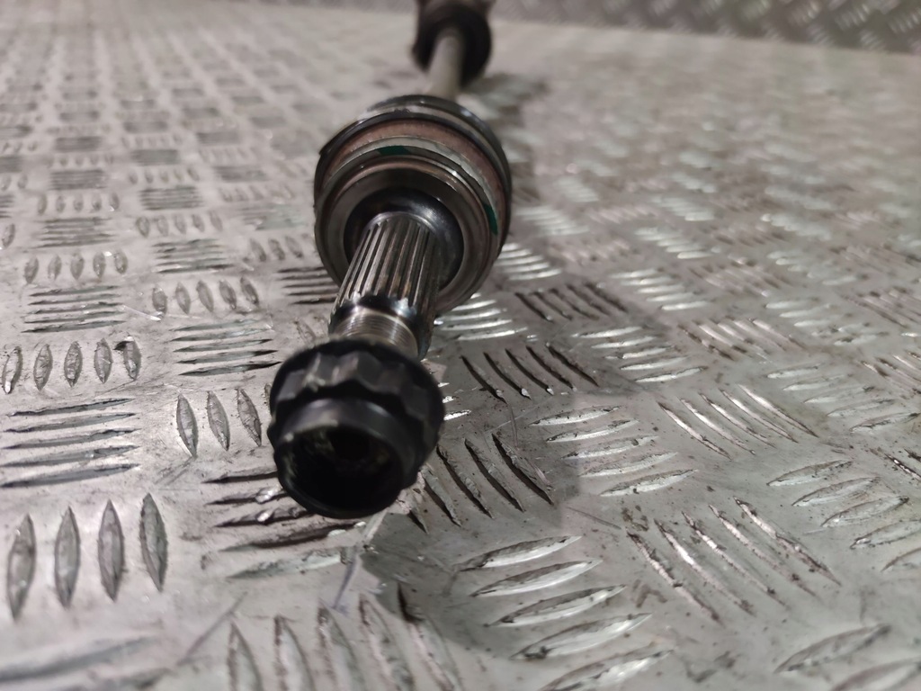 фото №4, Lexus rx 450h 2017 приводной вал задняя