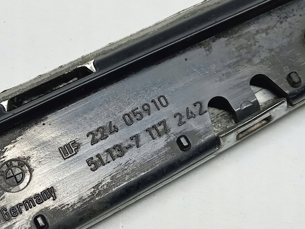 фото №6, Молдинг капот права bmw 3 e90 e91