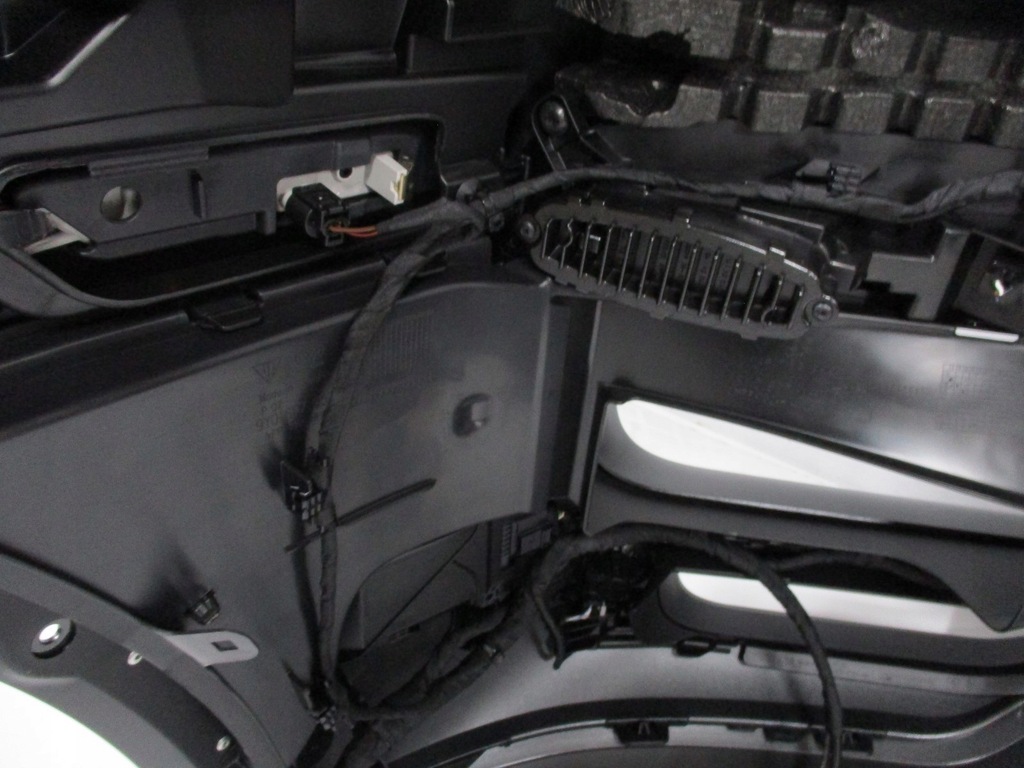 фото №12, Бампер porsche cayenne 9y0 4x pdc led usa