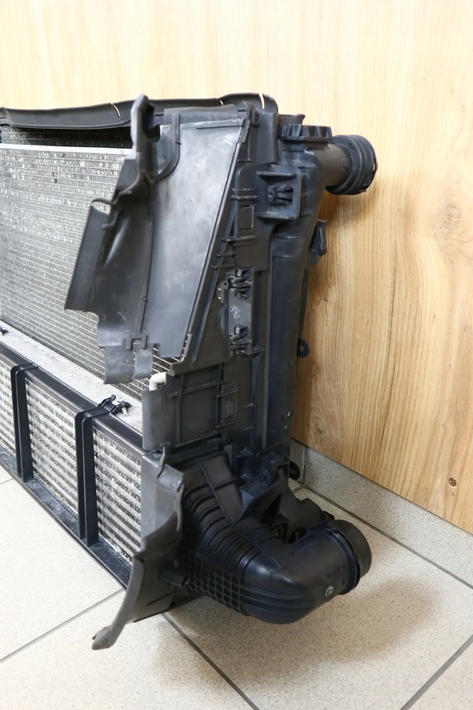 фото №9, Mercedes e-klasa w212 комплект радиатор радиатор вентилятор 2.2 cdi