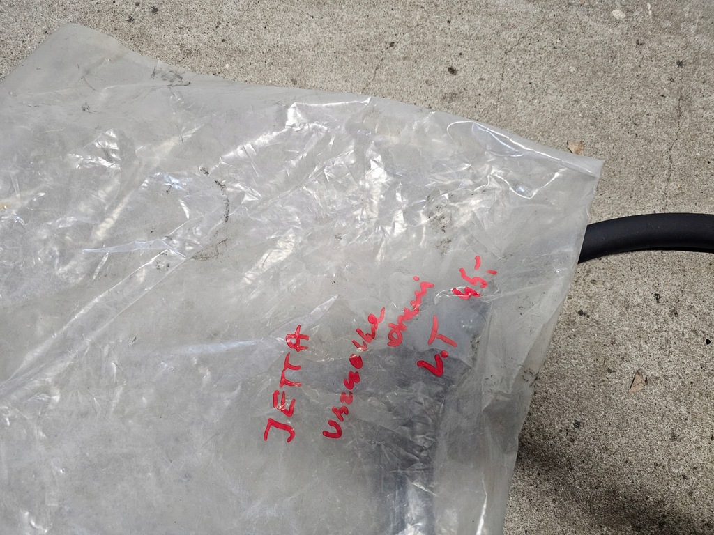 фото №10, Volkswagen jetta v a5 прокладка двері ліва задня задня 1k5867913c 1k5867913