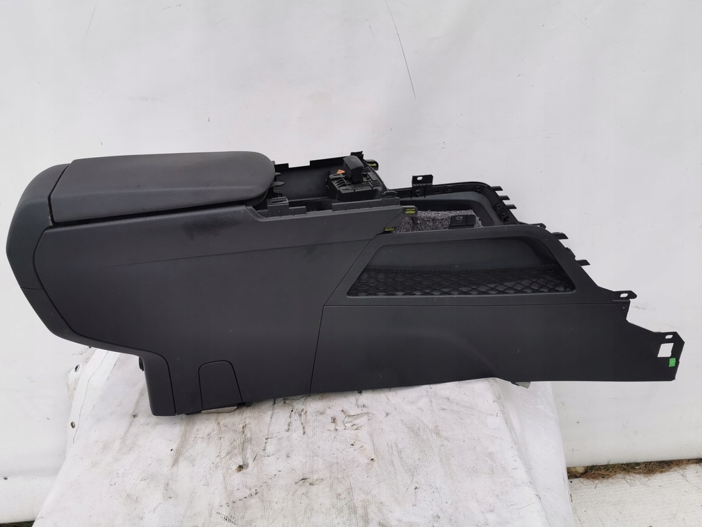 фото №5, Туннель средний подлокотник peugeot 3008