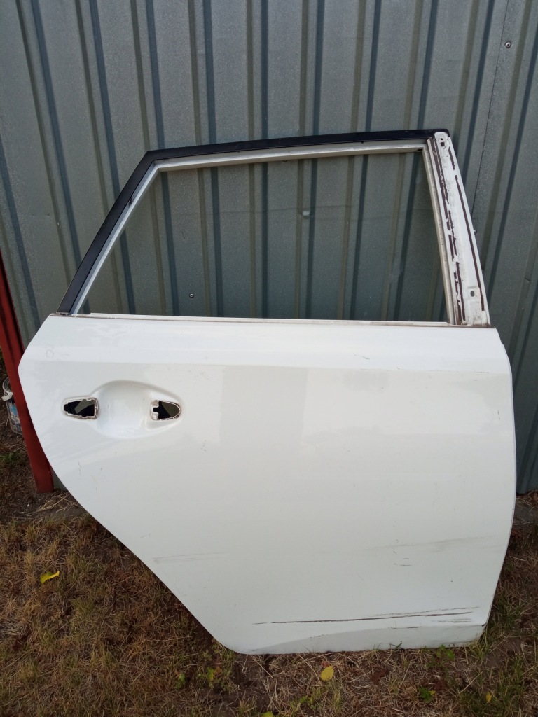 фото №1, Auris 2 ii двері задні праве правий задня хетчбек