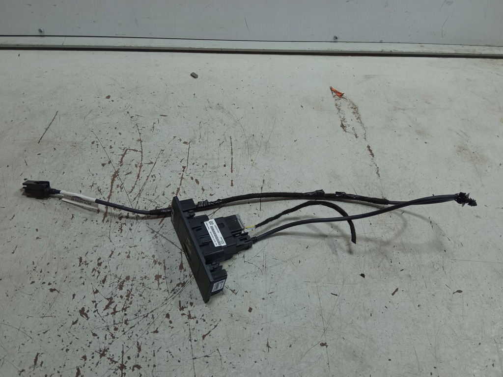 фото №1, Ford mondeo mk5 роз'єм port usb gc9t-14f014-a