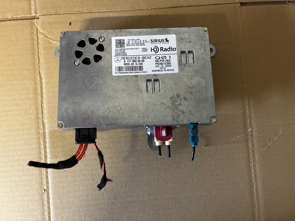 Купити Блок керування модуль радіо mercedes ml w164 gl x164 a1719060800