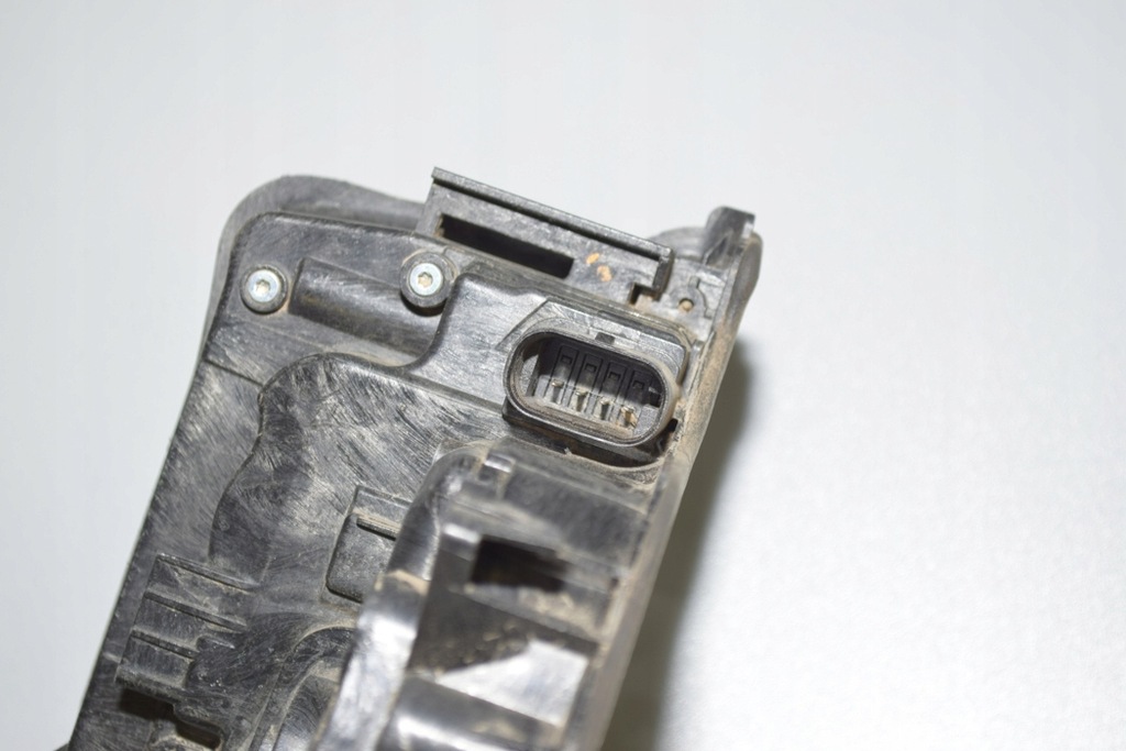 фото №10, Замок правых передних дверь bmw i3 i01 7281934 0.6l hybrid 125kw 2017