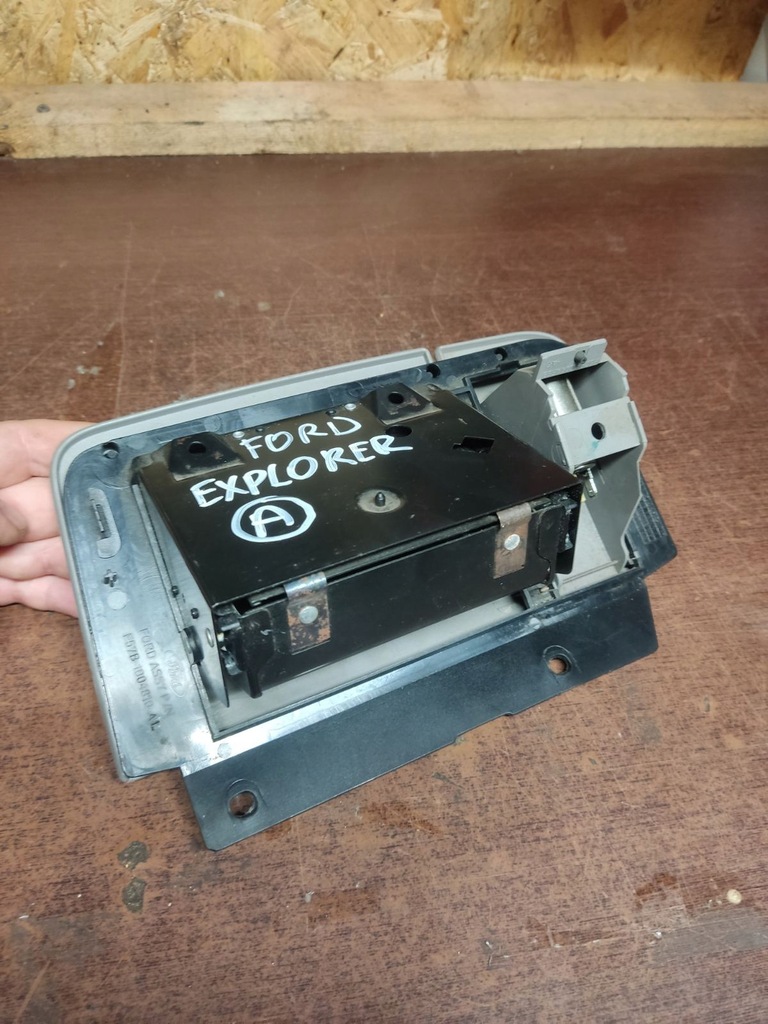 фото №5, Ford explorer ii попільничка f57b-1004810-al