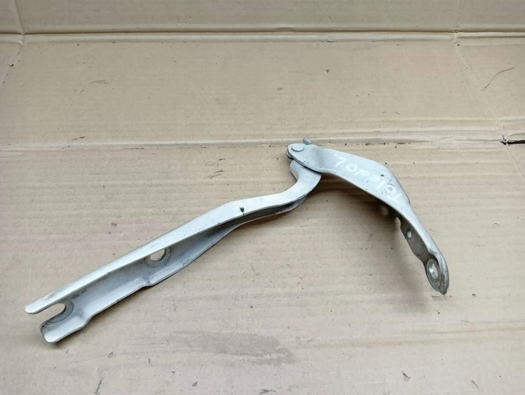 фото №3, Skoda rapid toledo iv петля капот левый 5ja823301a